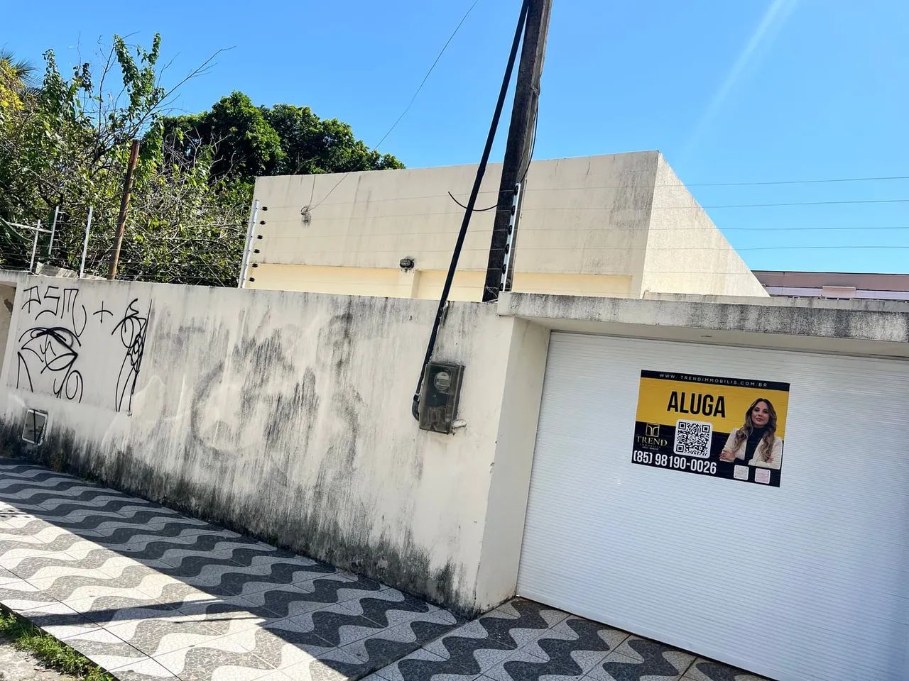 CASA COMERCIAL NA RUA J. DA PENHA REF: Próximo ao supermercado cometa