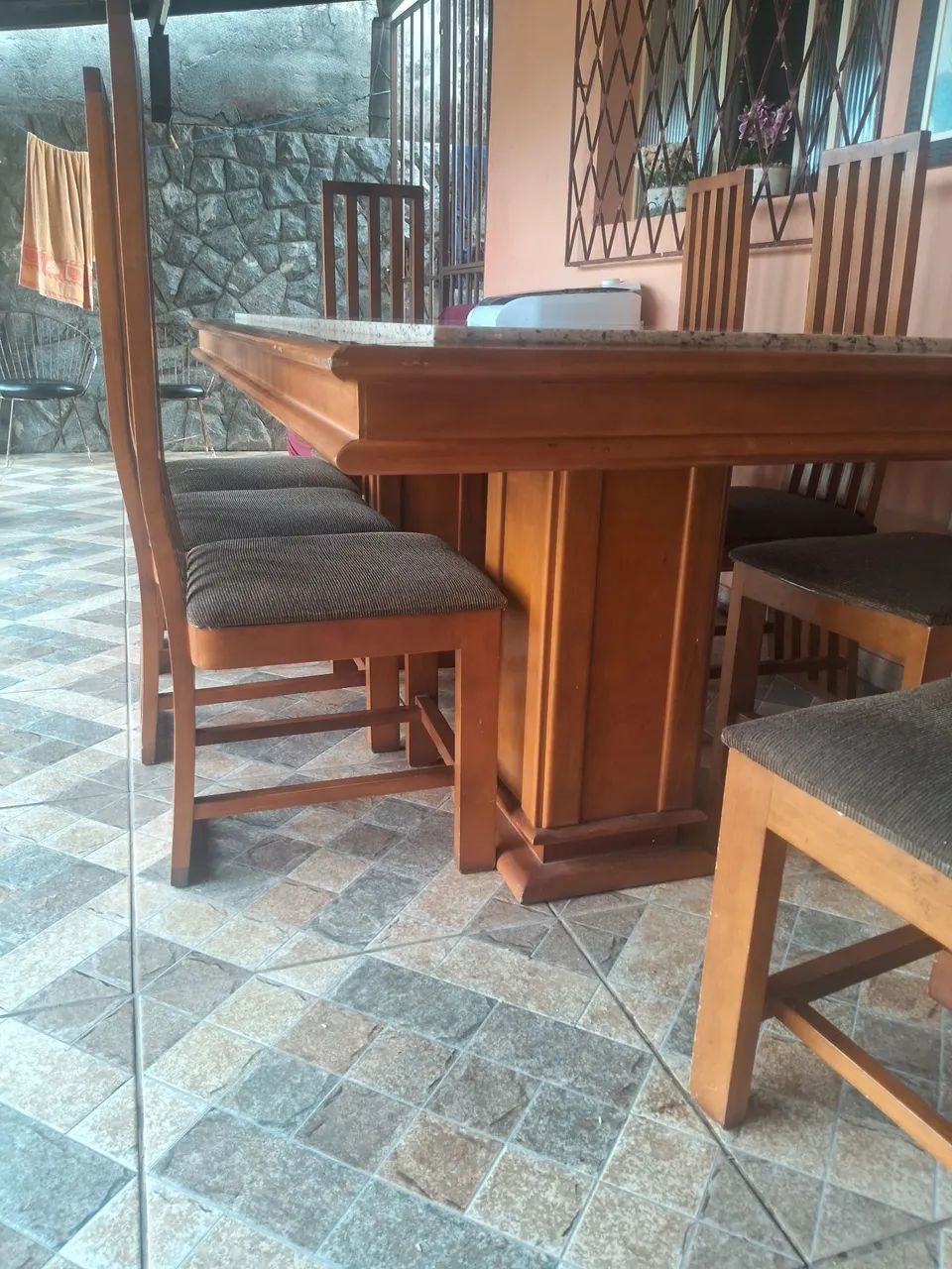 MESA MADEIRA IMBUIA COM 8 CADEIRAS - Foto 2