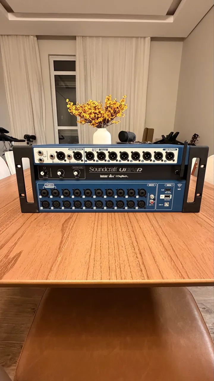 Mesa SoundCraft ui24r - Foto 3