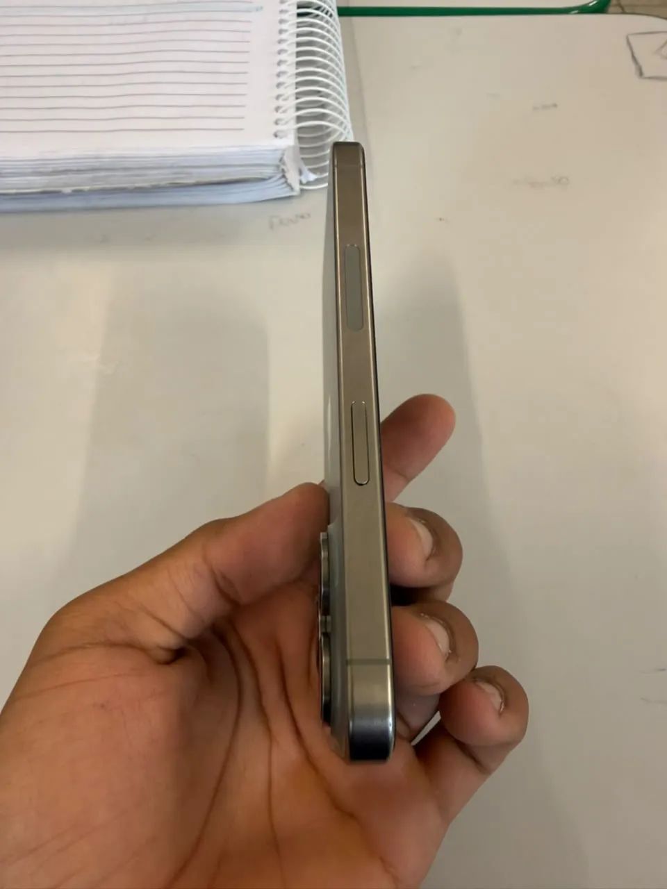 iphone 15 pro 84% 128gb todo original - Foto 2