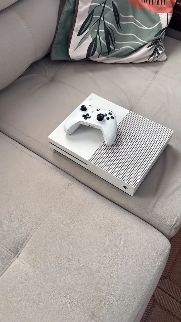 Vendo Xbox One S - 500gb