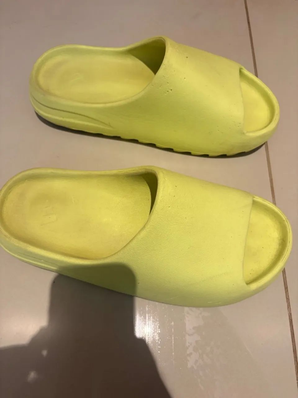 Yeezy slide 44 green glow  - Foto 2