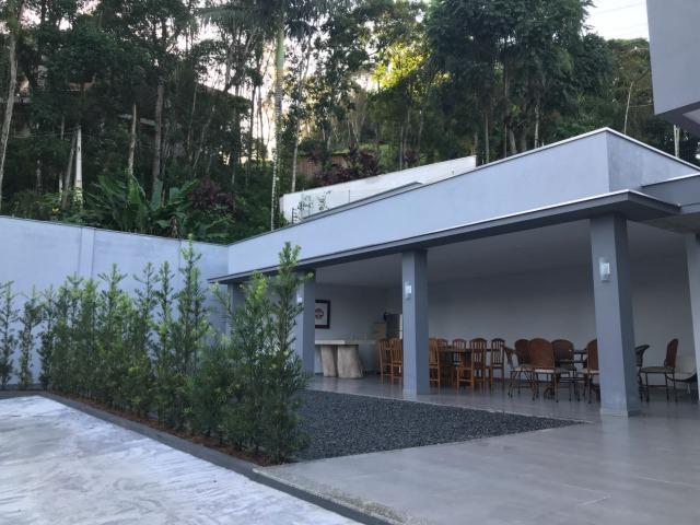 Linda casa 3 suites bairro Gloria em Joinville - Foto 17