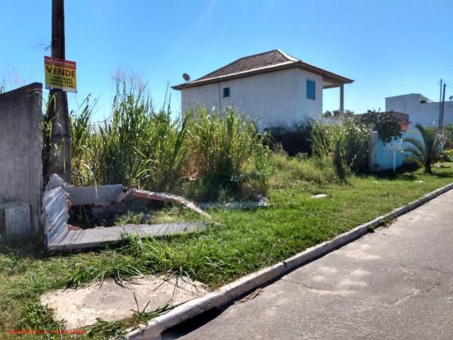 Excelente terreno todo murado com 450m² em área nobre, rua asfaltada, terreno com frente p