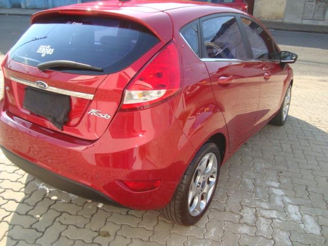 BARBADA New Fiesta 1.6 + completo. - Foto 14