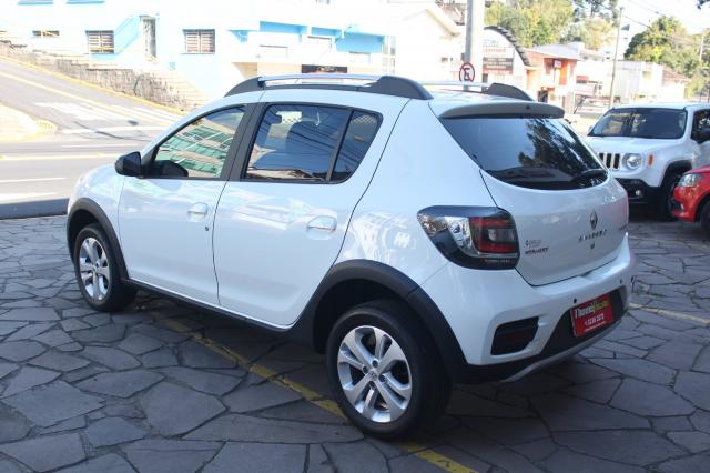 RENAULT SANDERO 2018/2018 1.6 16V SCE FLEX STEPWAY MANUAL - Foto 3