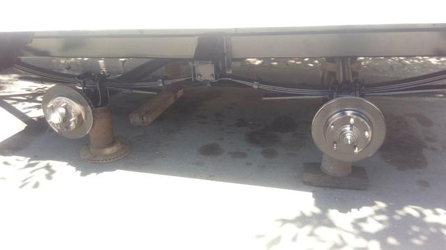 Vendo reboque baú 10.000 negociavel Whatsapp * - Foto 5