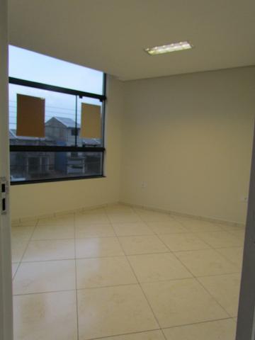 Sala comercial 120 m² Tatuquara - Foto 2