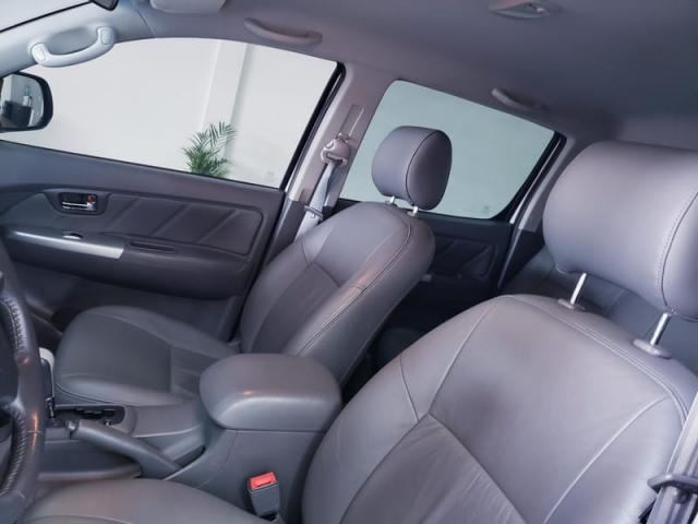 TOYOTA HILUX CD SRV D4-D 4X4 3.0 TDI DIESEL AUT - Foto 5