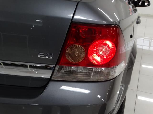 CHEVROLET VECTRA ELEGANCE 2.0 8v(FLEXPOWER) 4p - Foto 6