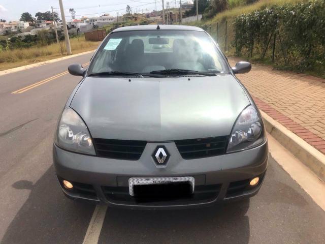 Vende-se Renault Clio Sedan 2006
