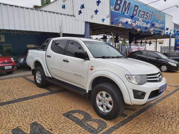 L200 TRITON 2014/2015 2.4 HLS 4X2 CD 16V FLEX 4P MANUAL - Foto 3