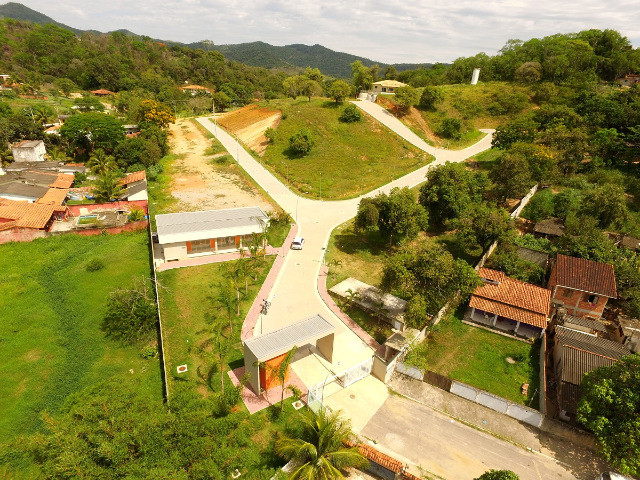 Condomínio Monte Bello Maricá - próximo da rodovia e do centro ! - Foto 3