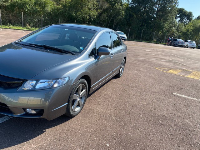 HONDA CIVIC 2009- BAIXA KM E REVISÕES FEITAS NA CONCESSIONÁRIA