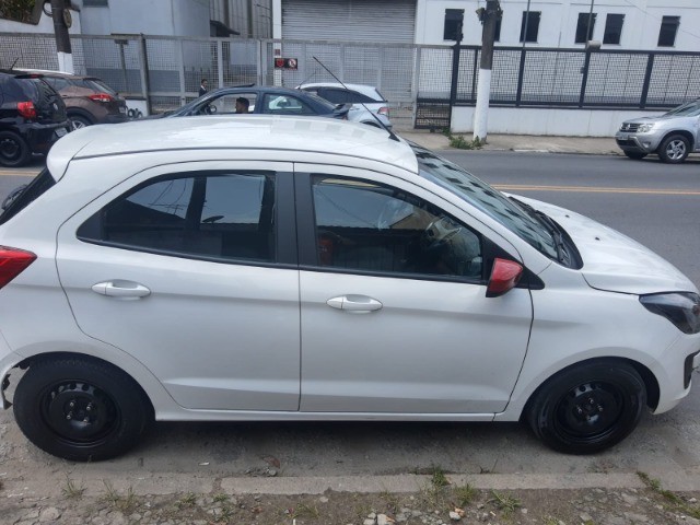 FORD KA 2019 COM AVARIAS.