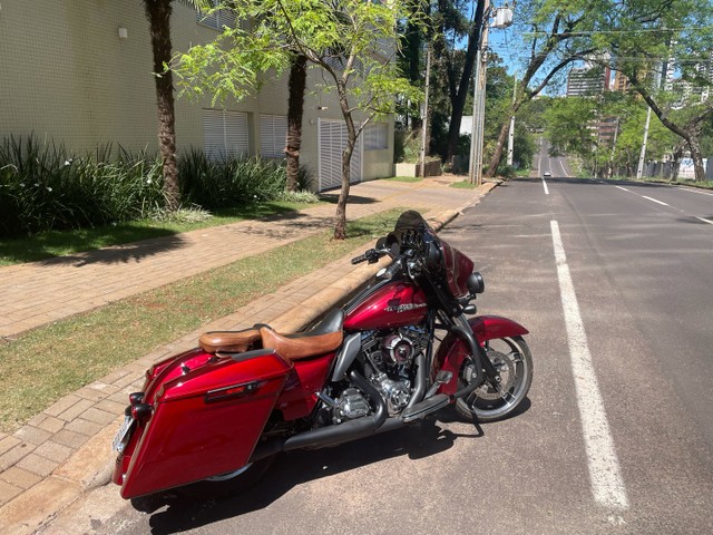 HARLEY STREET GLIDE 2015