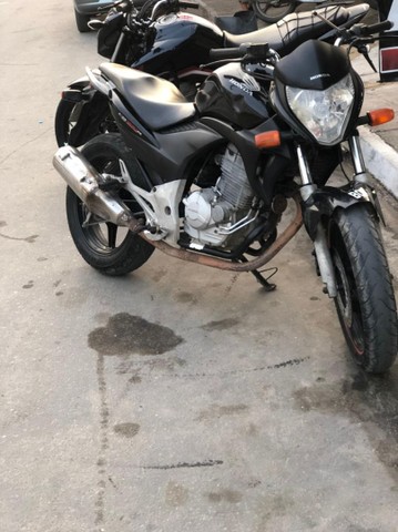 CB 300