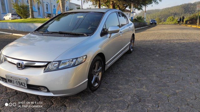 HONDA CIVIC LXS AUTOMÁTICO