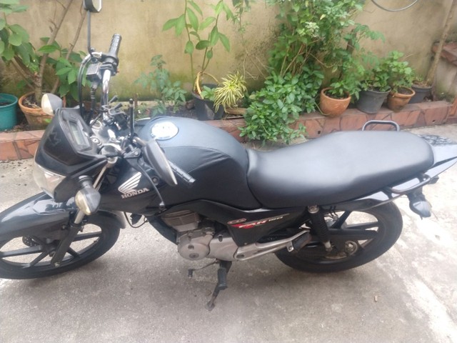VENDO OU TROCO CG FAN 150