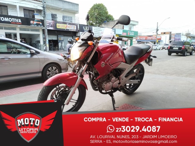 YAMAHA FAZER 250CC FINANCIO EM ATÉ 48X NO CARTÃO EM 18X