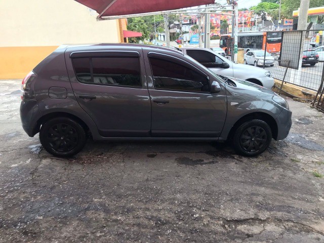 RENAULT SANDERO 2014 COMPLETO COM KIT TECH RUN