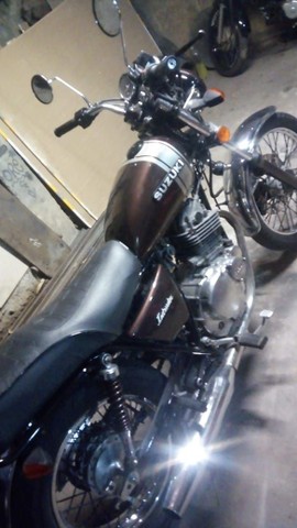 SUZUKI INTRUDER 250