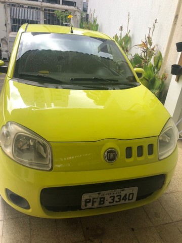 FIAT UNO VIVACE 1.0 -2011 R$26.000