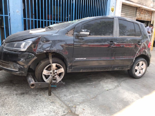 Sucata para venda de peças  VW/ Fox  Cl MBV 2017/2017 