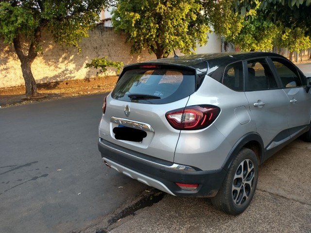 VENDO RENAULT CAPTUR INTENSE 2017/18
