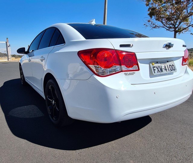 CRUZE LT AUTOMATICO