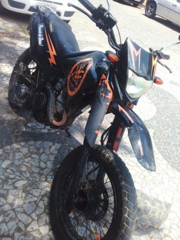 VENDO UMA MOTO YAMAHA XTZ