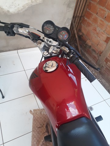 TITAN 150