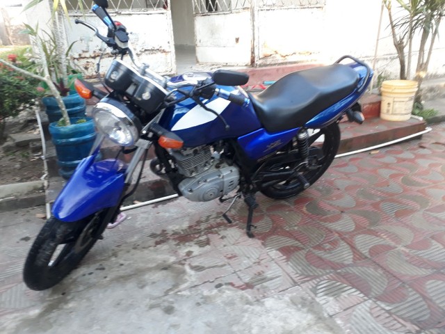 SUZUKI YES 2008