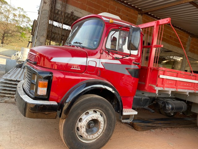 CAMINHÃO 1313
