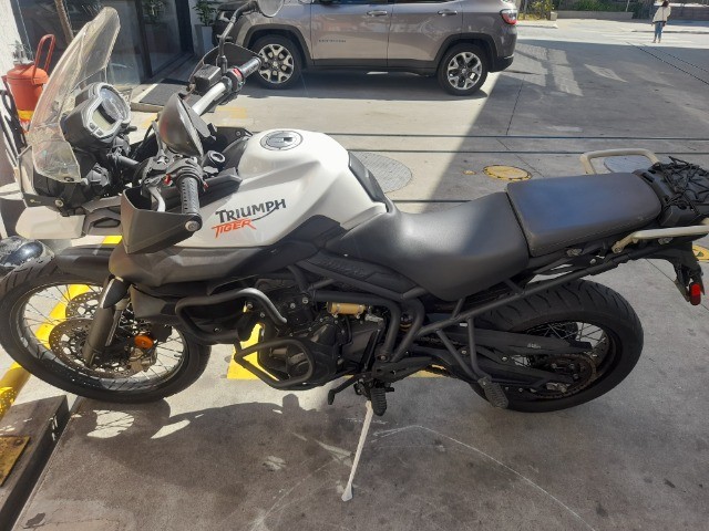 VENDO LINDA TRIUMPH TIGER XC 800