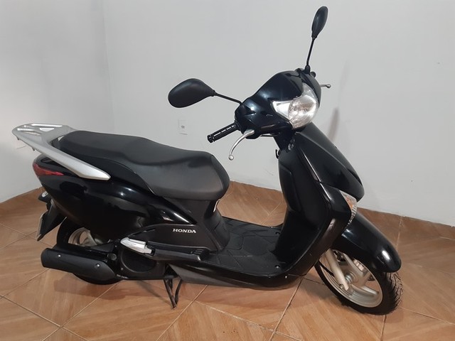 HONDA LEAD 110 CC 2011 PRETA