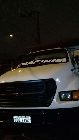 VENDE- SE CAMINHAO FORD 1200