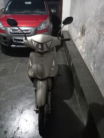 HONDA BIZ 125 ES