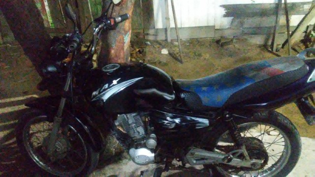 MOTO MAX