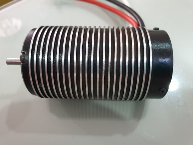Motor  para automodelo Mamba monster traxxas.