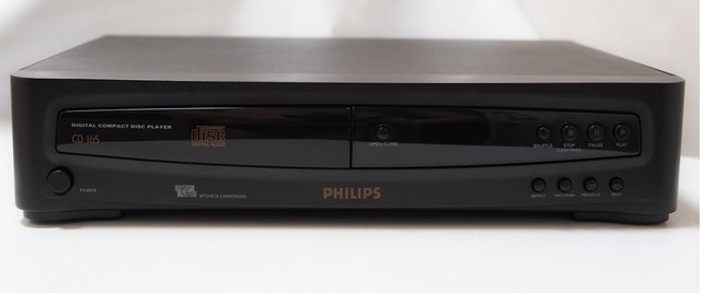 Compact Disc Player Philips CD 165 com controle remoto original