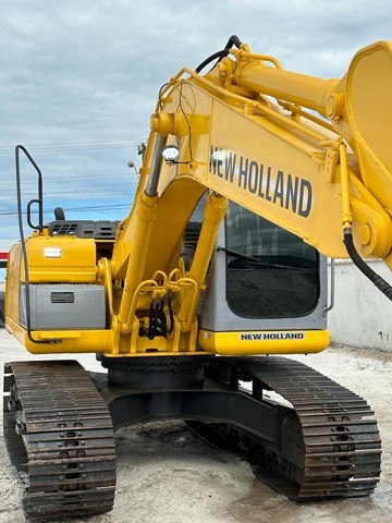 Escavadeira hidráulica New Holland E175 