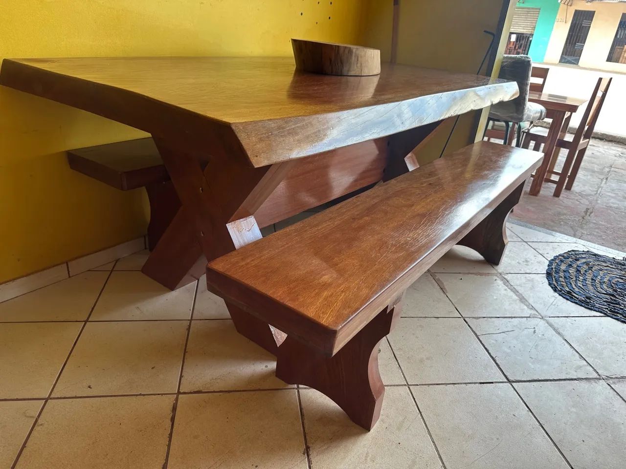 Mesa de Jantar de Madeira Maciça - Foto 5