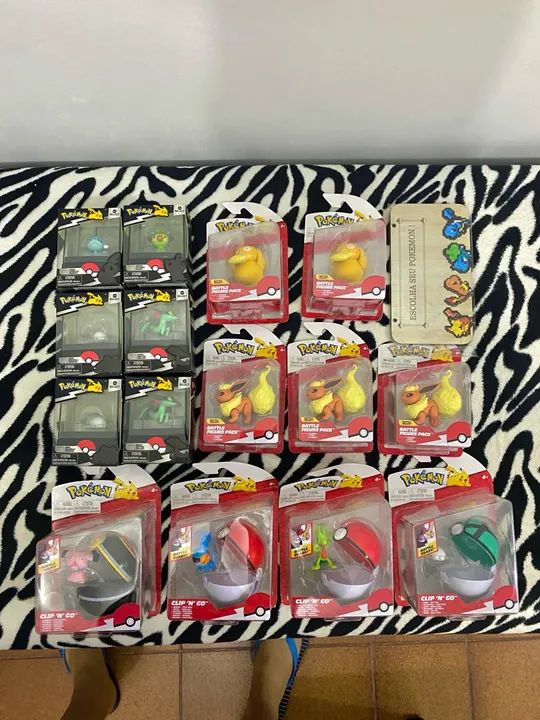 LOTE BONECOS POKÉMON PARA LOJA GEEK - 16 ITENS