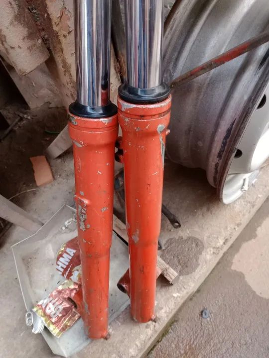 Par bengalas Honda xl250r ano 91 - Foto 4