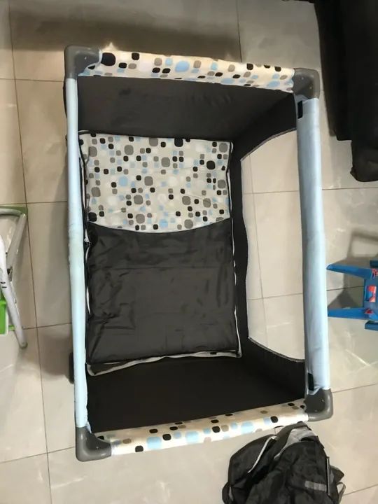 Vendo cercadinho infantil portátil  - Foto 4