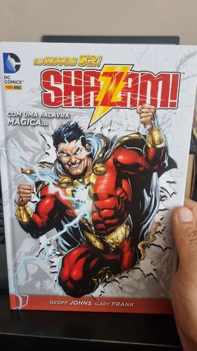 HQ Shazam! - Os Novos 52 - Com Uma Palavra Mágica...