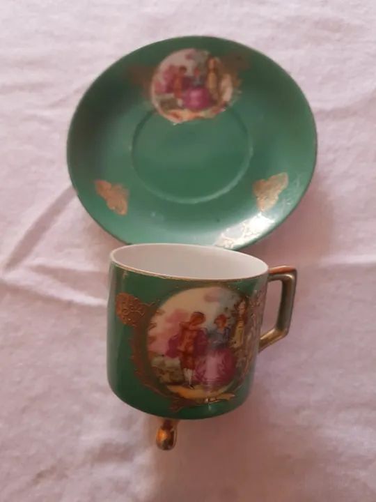 Xícara de Chá - Windsor - Pintada à mão - Vintage