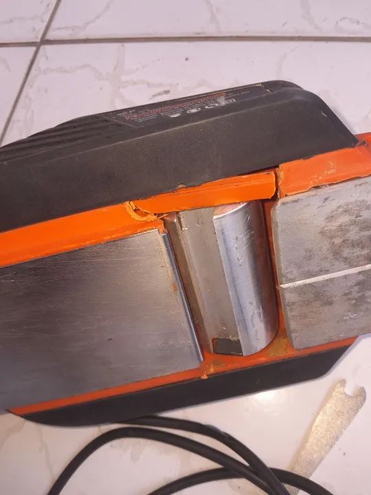 Plaina elétrica black decker  - Foto 6