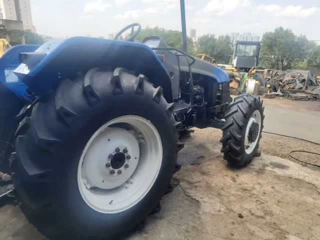 Trator New Holland TL 75 - Foto 6